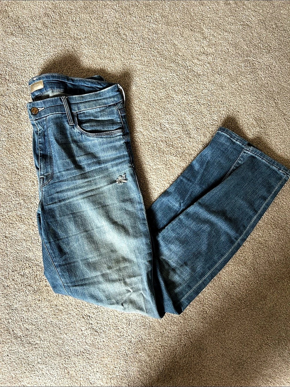 MOTHER The Looker Jeans in Shake Well